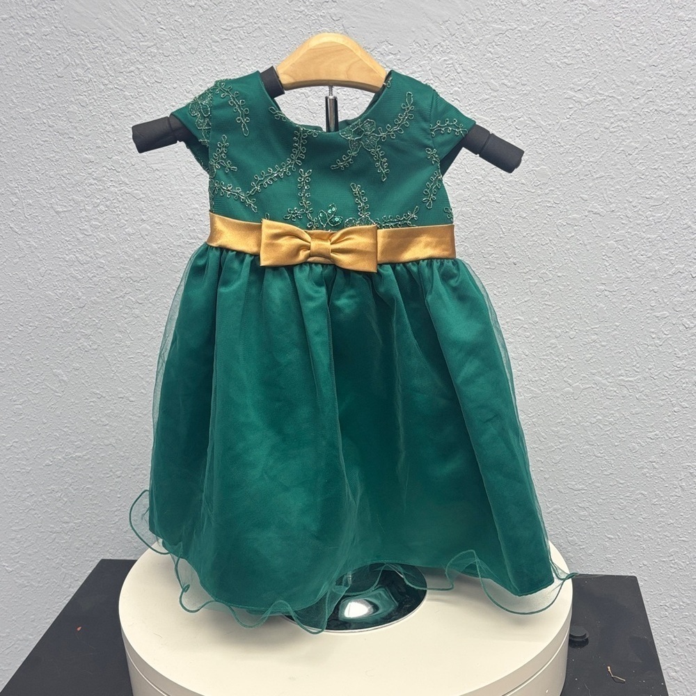 NWOT Elegant Purple Rose 3T Four Layer Dress in Hunter Green w Gold Dress